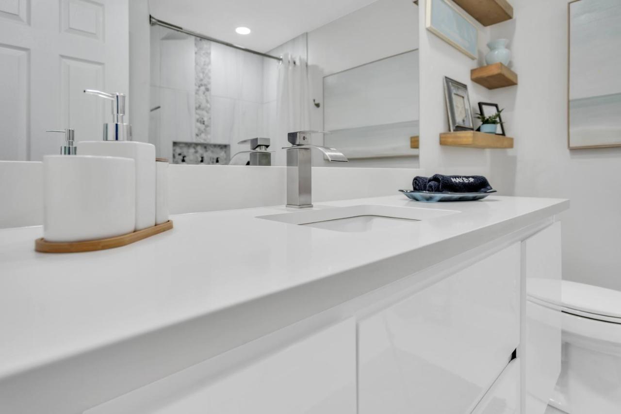2Bed 1Bath Suite Minutes To Downtown, Beaches, Restaurants, Theaters And More Sarasota Exteriör bild